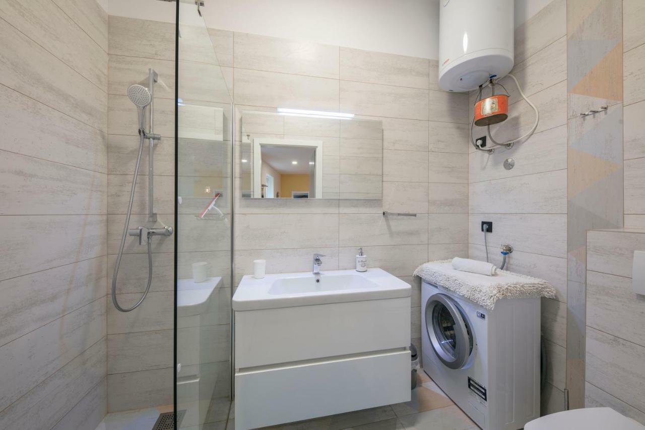 Apartments Villa Adrienne Mali Lošinj Kültér fotó