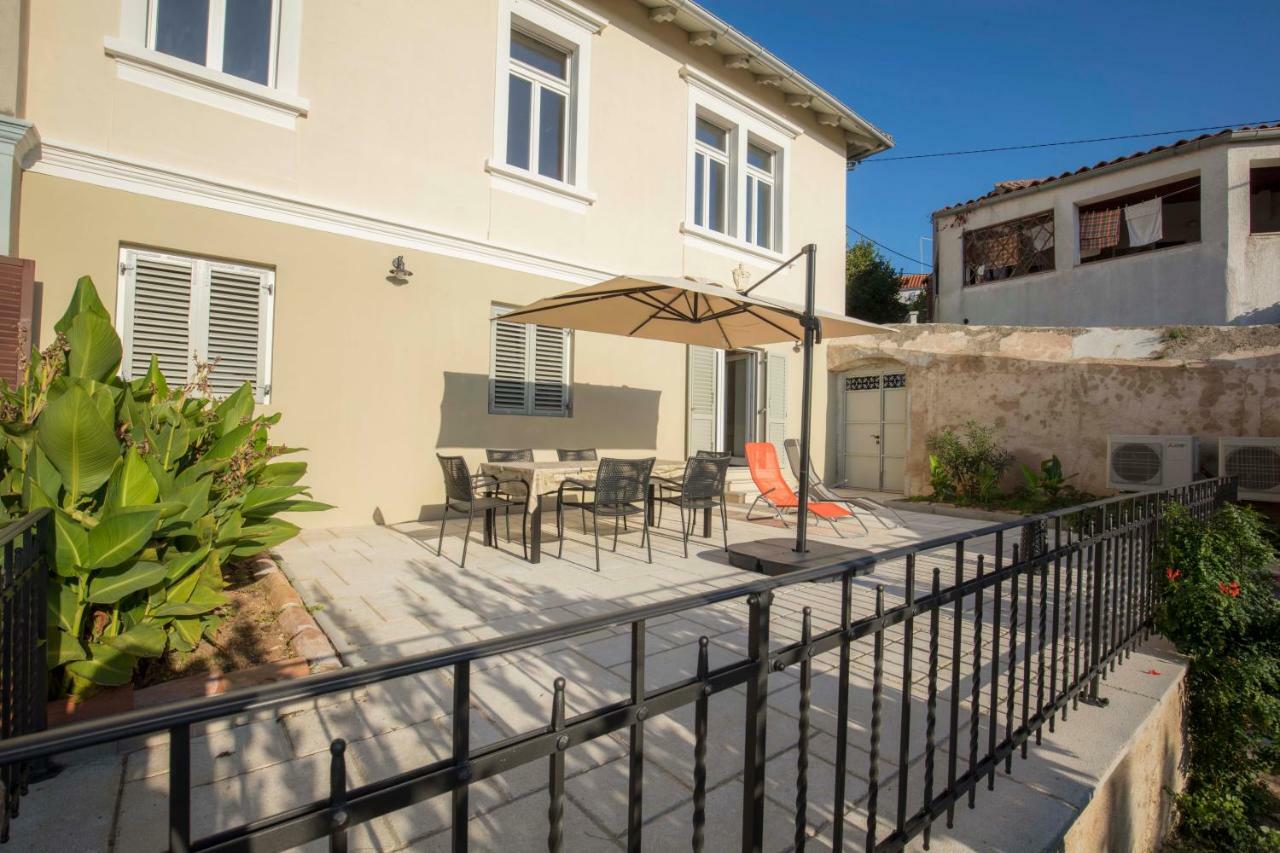 Apartments Villa Adrienne Mali Lošinj Kültér fotó
